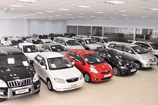 Người Việt chi bao nhiêu tiền nhập xe hơi mỗi tháng?