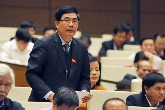 Bộ trưởng Cao Đức Phát khẳng định đa phần thực phẩm vẫn an toàn. Ảnh: Ngọc Ý.