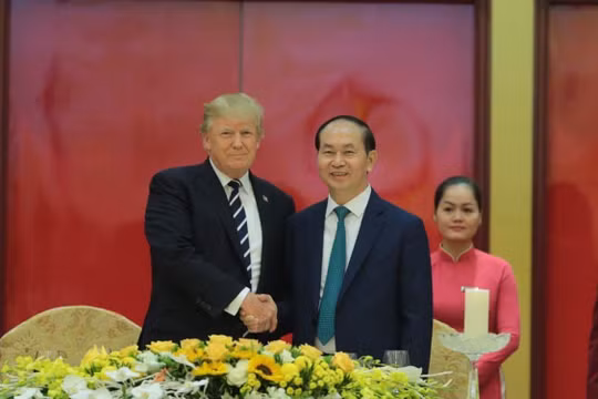 Tổng thống Donald Trump và Chủ tịch nước Trần Đại Quang. Ảnh VGP