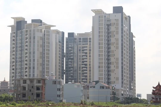 Giá căn hộ bình dân, quy mô vừa và nhỏ đang cao gấp 20 - 25 lần so với thu nhập trung bình/năm của người có thu nhập thấp (Ảnh: PD)