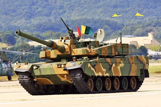 Video tăng đắt nhất châu Á K2 Black Panther nhả đạn diệt mục tiêu 