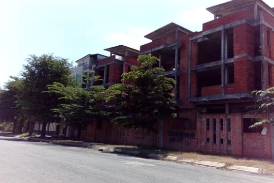 Đằng sau sự phát triển “nóng” của khu Đông