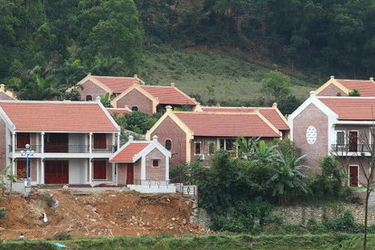 Huyện Ba Vì nhận “bỏ lọt” vụ gần 60 “điền viên thôn” xây trái phép trong giai đoạn chuyển giao nhiệm kỳ - Ảnh: NGUYỄN KHÁNH