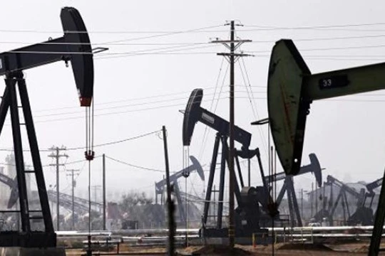  Thêm hơn 200 tỉ USD 'bốc hơi' vì giá dầu lao dốc