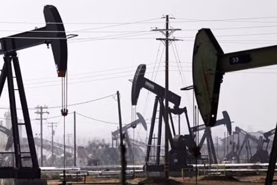  Thêm hơn 200 tỉ USD 'bốc hơi' vì giá dầu lao dốc