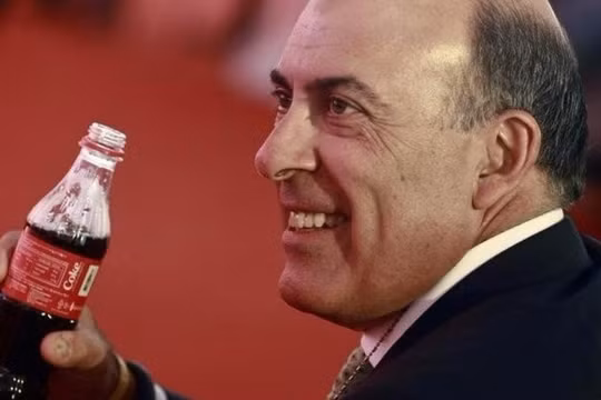 CEO Coca Cola Muhtar Kent - Ảnh: Reuters