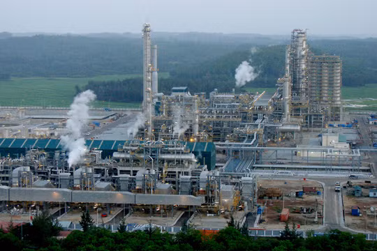 Nhà máy Lọc dầu Dung Quất. Ảnh: Zing