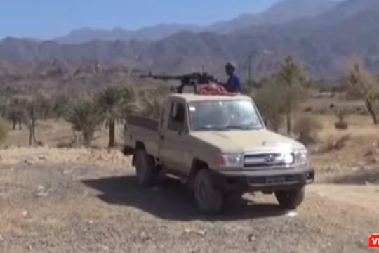 Hình cắt từ clip