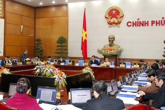 Chỉ đạo nổi bật: Hàng loạt lãnh đạo được kéo dài tuổi nghỉ hưu