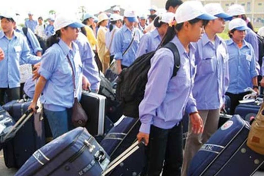 Không có hộ khẩu khiến cơ hội được tiếp cận các dịch vụ công của những người nhập cư bị hạn chế.