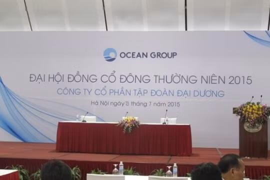 Đến 9h, ĐHCĐ vẫn chưa thể tiến hành do tỷ lệ cổ đông tham dự chưa đủ 51%