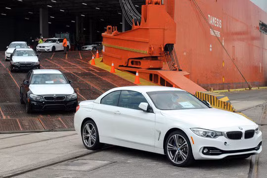 Theo lời rao bán, những chiếc BMW 3-Series đến 7-Series có giá từ 1 tỷ tới 3,7 tỷ đồng.