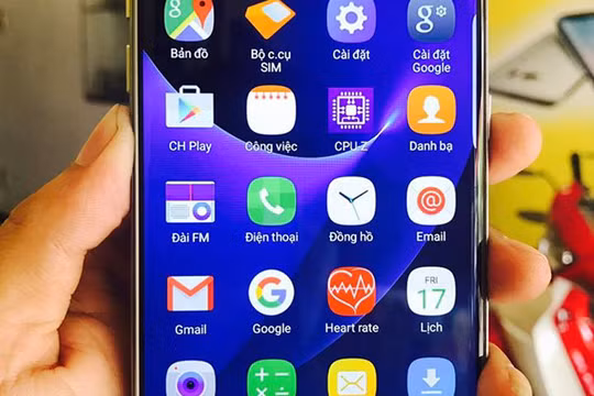 Một chiếc "Samsung Galaxy S8" Đài Loan được quảng cáo trên mạng.