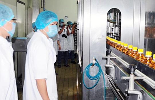 Tập đoàn Tân Hiệp Phát chính thức cầu thị người tiêu dùng giúp đỡ phát hiện các sản phẩm lỗi.