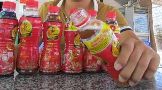 "Xử" xong vụ NumbeOner "có ruồi", Dr. Thanh của Tân Hiệp Phát lại...có cặn