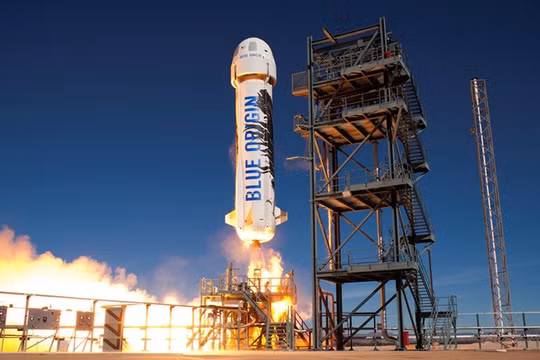 Tên lửa đẩy New Shepard xuất phát ngày 22.1.2016 - Ảnh: Blue Origin