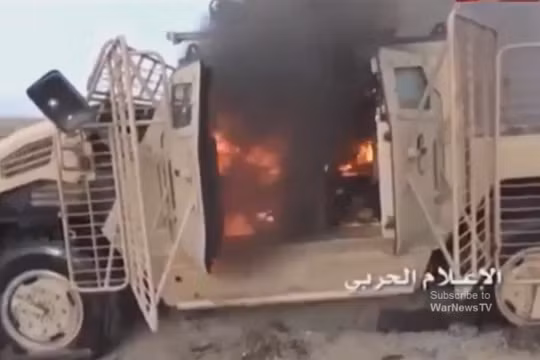 Video màn thị uy khủng khiếp của phiến quân Huthis