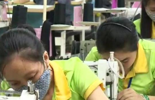 Nhiều doanh nghiệp bối rối với quy định trả lương mới