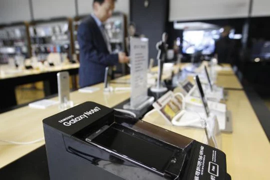 Còn rất nhiều người dùng không tham gia vào chương trình thu hồi Galaxy Note 7