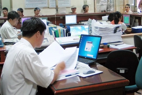 Thủ tướng yêu cầu các cơ quan cân đối nguồn điều chỉnh tiền lương trong năm 2016