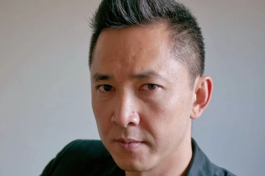 Nhà văn Nguyễn Thanh Việt (ảnh: Literary Hub)