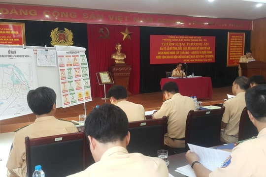 Phòng CSGT HN họp triển khai công tác phân luồng, bảo đảm ATGT dịp lễ 2/9