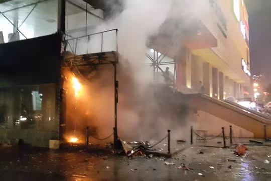  Vụ cháy chung cư Hồ Gươm Plaza, (đường Trần Phú , Hà Đông, Hà Nội) ngày 26/11/2017. Ảnh: Vneconomy