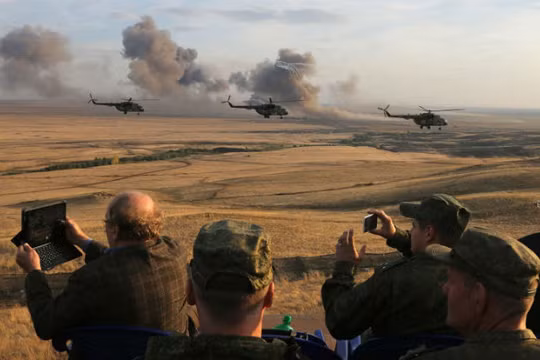 Nga đã tái định hướng một phần chi phí cho tập trận 2016 sang hoạt động quân sự tại Syria.