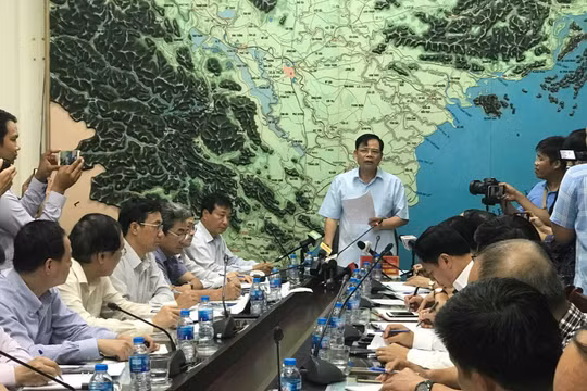 Bộ trưởng Nguyễn Xuân Cường tại cuộc họp. Ảnh: Ban Chỉ đạo Trung ương về phòng chống thiên tai. 