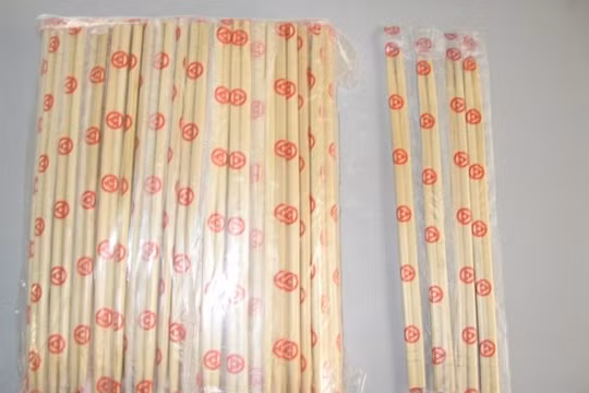 Bộ Y tế Việt Nam đang yêu cầu phía Đài Loan cung cấp thông tin cơ sở xuất khẩu đũa 1 lần để tiến hành kiểm tra.