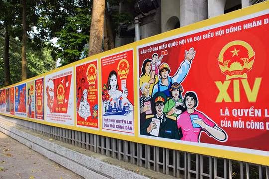 Tin tức 24h: Cam Ranh “hút” siêu cường; Biển Đông dậy sóng, hồi hộp chờ ông Obama; Bầu cử lớn nhất nước nhà; Chiến sự Syria nhích tý một