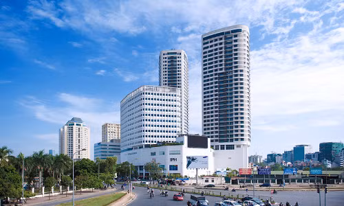 Indochina Plaza là khu tổ hợp căn hộ, văn phòng, thương mại tại Hà Nội. 