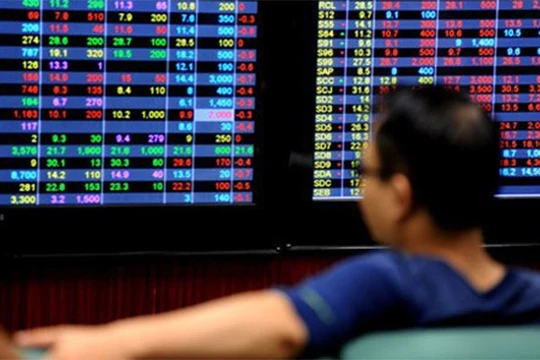 TTCK ngày 16/1: Phân hóa ngày càng rõ nét 