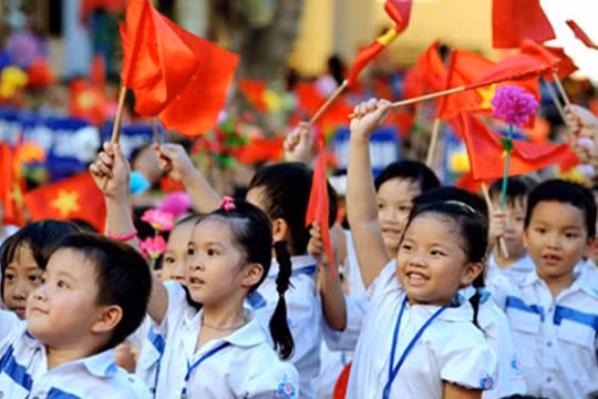 Bắt đầu tăng mức đóng bảo hiểm y tế với học sinh, sinh viên