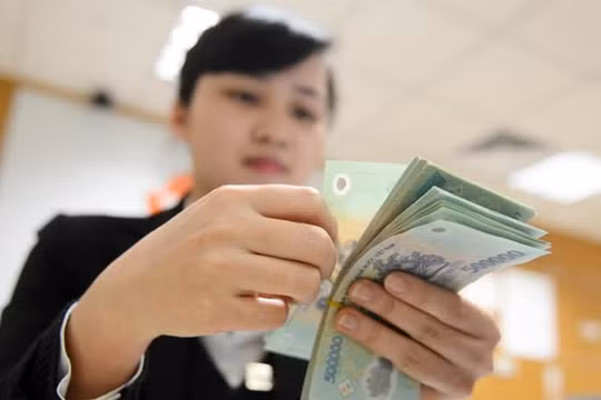 Khối ngân hàng và dịch vụ tài chính được dự đoán có mức thưởng tết cao.