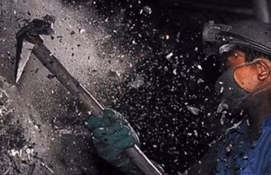 Lao động ngành than sẽ được tăng lương 5% trong 2016.