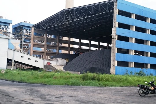 Đạm Ninh lỗ do dùng công nghệ sản xuất từ than ?