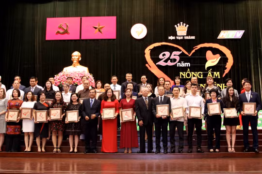 Hội bảo trợ bệnh nhân nghèo TP HCM kỷ niệm 25 năm ngày thành lập và 12 năm HDBank đồng hành cùng hội 