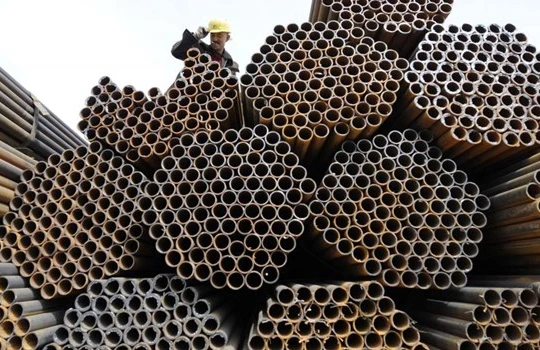 Một địa điểm buôn bán ống thép ở Sơn Tây, Trung Quốc.