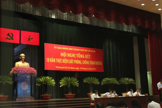 Hội nghị tông kết 10 năm Luật phòng chống tham nhũng sáng 24-12