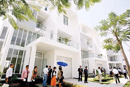 Nhà đầu tư ngoại rục rịch hành động