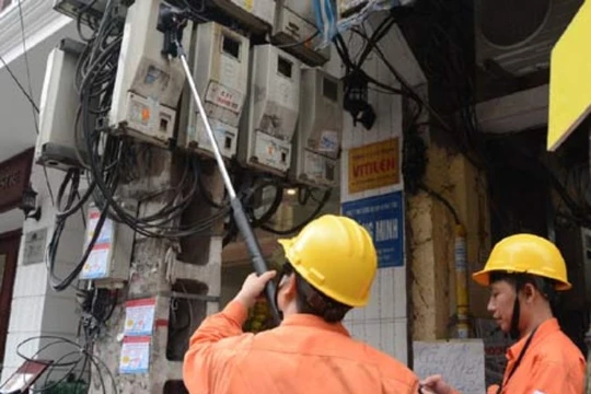 EVN Hà Nội kỷ luật cán bộ, nhân viên ghi sai số điện