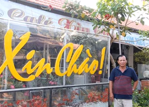 Ông Nguyễn Văn Tấn - chủ quán cà phê Xin Chào