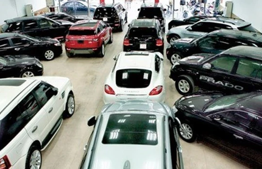 Trong 10 tháng, người Việt mạnh tay mua hơn 185.000 xe ô tô