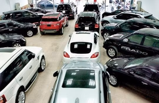 Trong 10 tháng, người Việt mạnh tay mua hơn 185.000 xe ô tô