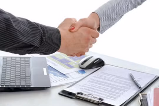 Trốn nộp phí quản lý thành viên, hàng loạt công ty chứng khoán bị cảnh cáo