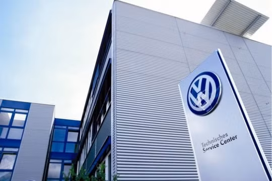Cảnh sát Đức khám xét trụ sở hãng Volkswagen