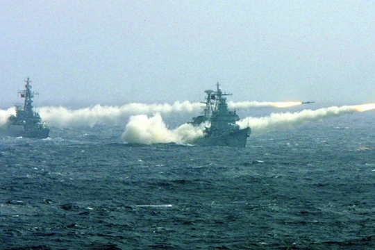 Hải quân Trung Quốc tập trận trên biển Đông