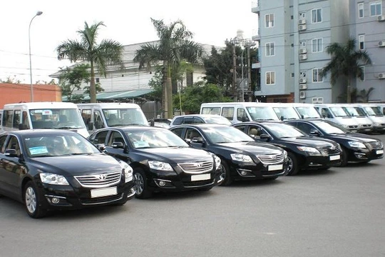 Năm 2015 Hà Nội không mua ô tô phục vụ chức danh