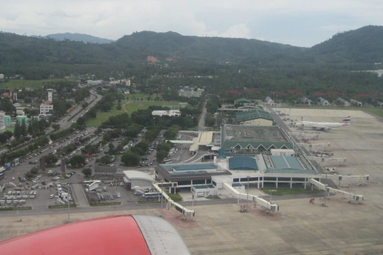 Lại máy bay Nga chở 369 khách phải kiểm tra khẩn cấp ở Thái Lan